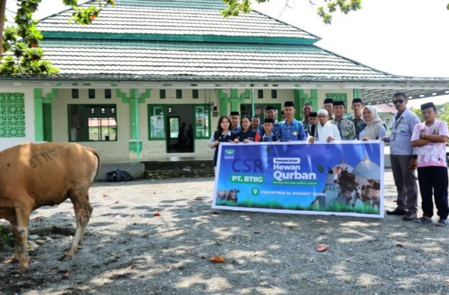 CSR Idul Adha: Huabao Salurkan 17 Hewan Kurban di 8 Desa Lingkar Industri