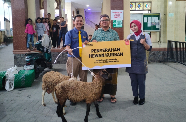 Salurkan 76 Hewan Kurban, McDonald’s Tebar Manfaat ke Ratusan Keluarga di Aceh hingga Makassar