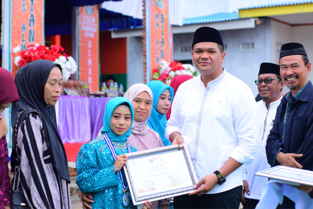 Bupati Bantaeng Uji Nurdin Hadiri Penamatan Madrasah Al-Mansur Biangloe