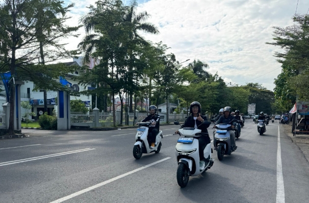 Asmo Sulsel Gelar Touring Bersama Konsumen Loyal Motor Listrik Honda