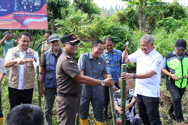Pengerjaan Proyek Rekonstruksi Jembatan Bila yang Rusak di Pinrang Dimulai