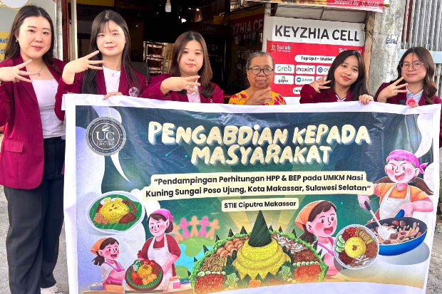 Mahasiswa UC Makassar Lakukan Penyuluhan HPP dan BEP untuk UMKM