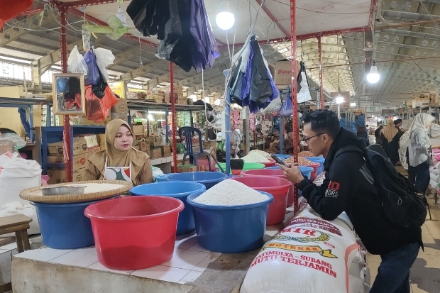 Harga Beras Lokal di Kabupaten Maros Melonjak Naik, Stok Menipis