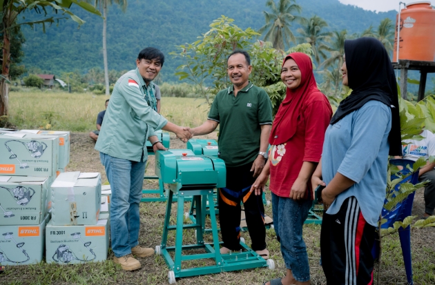 Dukung Kemandirian Petani Organik, PT Vale Serahkan Alat & Mesin Pertanian di Morowali