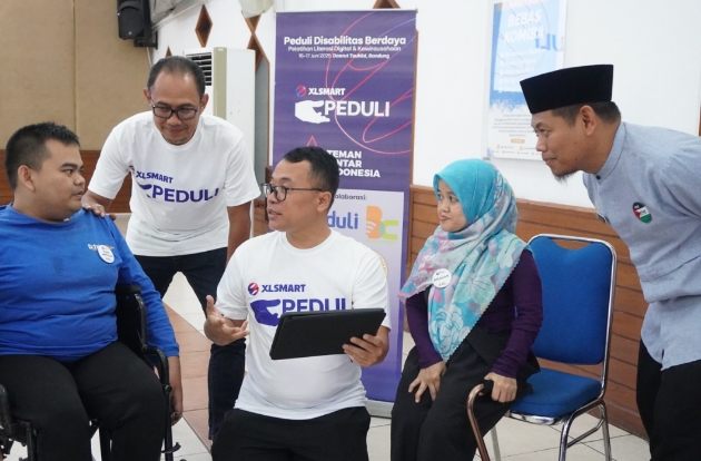 Aksi Nyata Inklusi: XLSMART Latih 100 Penyandang Disabilitas Jadi Wirausaha Digital