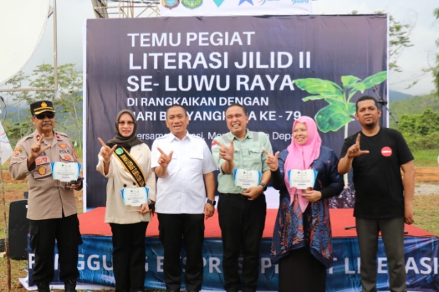 Bupati Lutim Ajak Masyarakat Jadikan Literasi sebagai Gaya Hidup dan Identitas