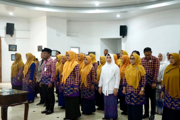 Ani Nurbani Irwan lantik dan kukuhkan 31 Pengurus Pokja Bunda PAUD Lutim