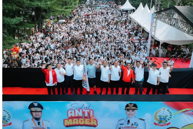 Danlantamal VI Hadiri Olahraga Jalan Santai Sulsel Anti Mager 2025