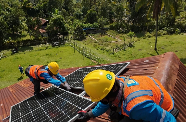 Inovasi SuperSUN dari PLN Terangi Pulau Terpencil di Sulbar