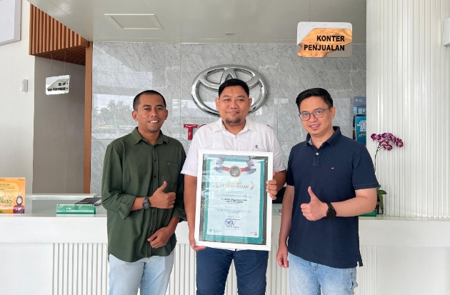 Bengkel Kalla Toyota Alauddin Raih Penghargaan Lingkungan