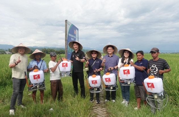 Astra Motor Sulsel & AHM Salurkan Sprayer untuk Kelompok Tani di Bantimurung