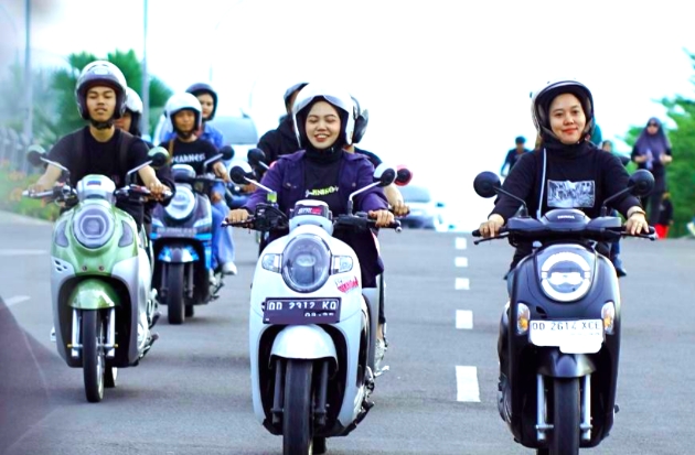 Puluhan Rider Meriahkan Scoopy Velocreativity Jilid Kedua di Makassar
