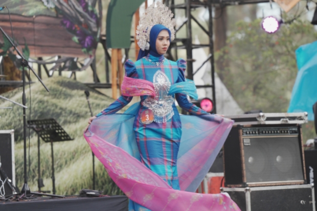 Motif Cora' La'ba Hadir di Fashion Week Beautiful Malino 2025