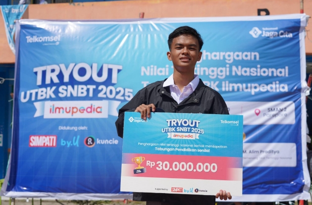 Top Scorer Ilmupedia Tryout UTBK, Alumnus SMAN 2 Parepare Raih Beasiswa dari Telkomsel