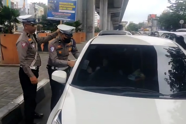 Operasi Patuh, Polisi Tindak Pengendara Pelanggar Lalu Lintas