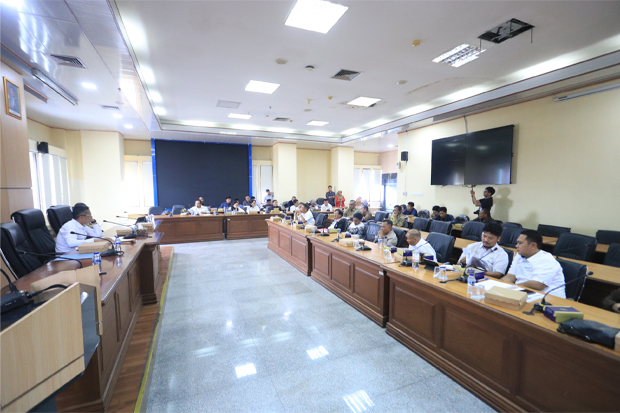 DPRD Sulsel Minta Pemprov Cabut Izin Pabrik Sawit yang Tak Patuhi Harga TBS