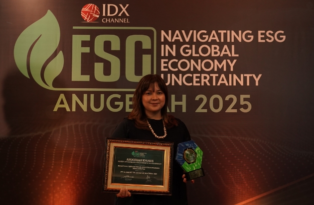 XLSMART Sabet Tiga Penghargaan Bergengsi di 2025: dari Bidang ESG hingga Teknologi
