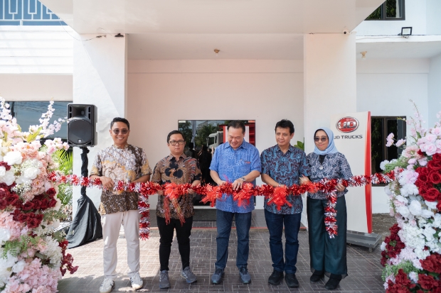 Dukung Industri Strategis di KTI, Astra UD Trucks Resmikan Fasilitas Baru di Makassar