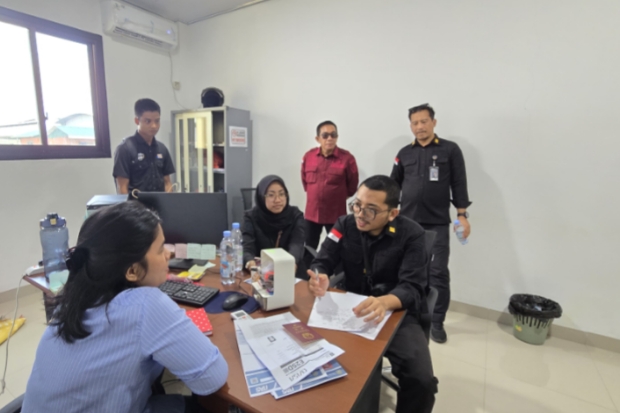 Gelar Operasi Wirawaspada, Imigrasi Makassar Amankan Sejumlah WNA