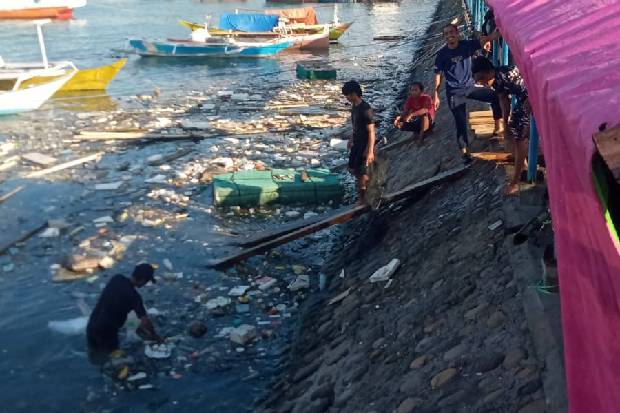 Semangat Gotong Royong, UPT ASDP Bira Lakukan Pembersihan di Pelabuhan Penyeberangan