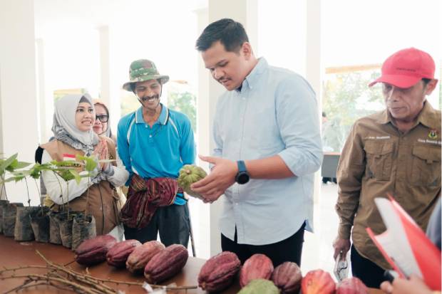 Gandeng Fakultas Pertanian Unhas, Bupati Uji Nurdin Resmikan Komunitas Kakao Bantaeng Bangkit