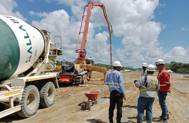 Kalla Beton Pasok Material untuk Proyek Jalan Strategis IKN