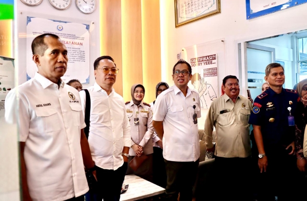 Kunker ke BPSPL Makassar, Barantin & DPR RI Sinergi Dukung Pengelolaan Laut Berkelanjutan