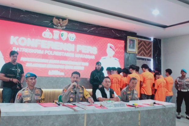 Tebas Warga dengan Parang, Puluhan Anggota Geng Motor Ditangkap