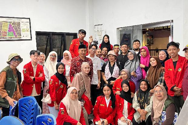 UKM P2KMK Unhas Sosialisasi Program Magotisasi Berbasis Ekonomi Sirkular di Tompo Balang