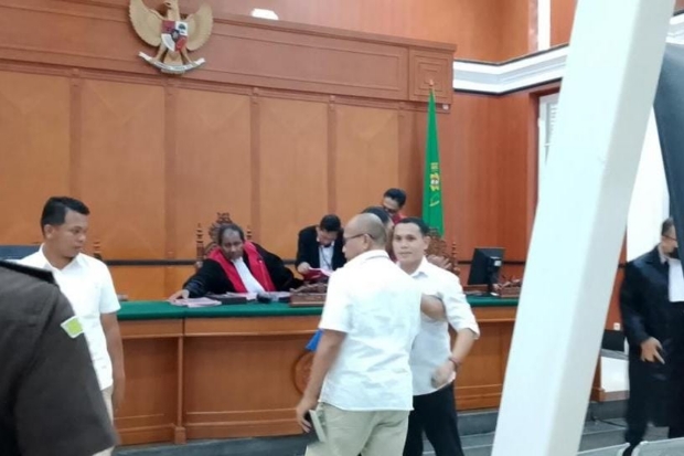 Eks Ketua KONI Makassar Ahmad Sutanto Dituntut 6 Tahun Penjara