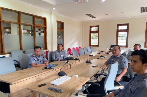 Kanwil Kemenkum Sulsel Ikuti Peresmian Posbakum dan Pelatihan Paralegal