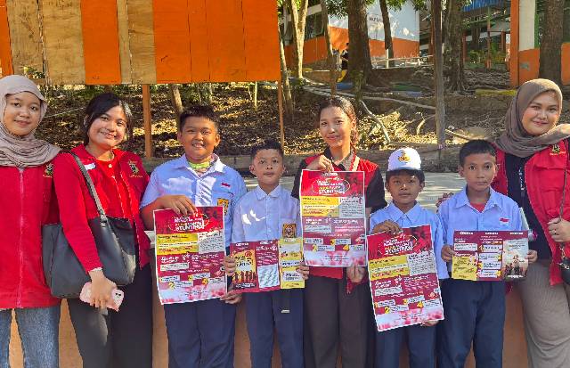 Mahasiswa KKN Unhas - KUA Ujung Parepare Sosialisasikan Bahaya Pernikahan Dini untuk Pelajar