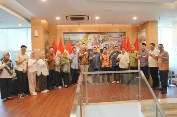 Matangkan Perseroda Pangan, Pemkot Makassar Berkunjung ke Food Station Jakarta