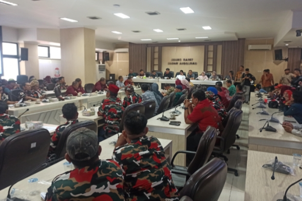 DPRD Makassar RDP Bahas Seragam Gratis hingga Polemik Penerimaan Murid Baru