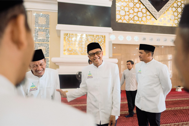 Bupati Bantaeng Lantik Prof Nurdin, Ketua Umum Masjid Agung Syekh Abd Gani