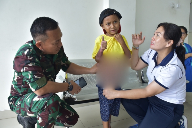 TNI AL Lantamal VI Bantu Sembuhkan Luka Bakar Anak Tersengat Listrik