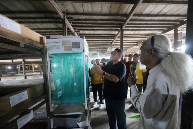 Wali Kota Munafri Wajibkan RT/RW Punya Urban Farming dan Bank Sampah