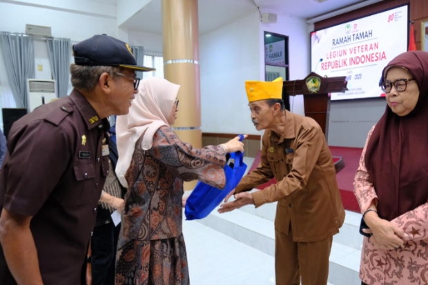 Peringati Hari Veteran, Bupati Husniah Ramah Tamah Bersama 75 LVRI Gowa