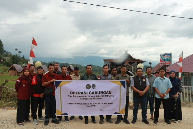 Gencarkan Pengawasan Orang Asing, Imigrasi Polman Gelar Operasi Gabungan di Mamasa
