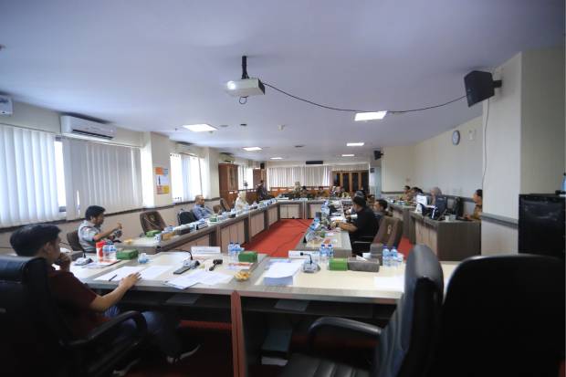 Tak Ingin Ada Anak Putus Sekolah, DPRD Sulsel dan Disdik Bahas 600 Siswa Belum Terakomodir