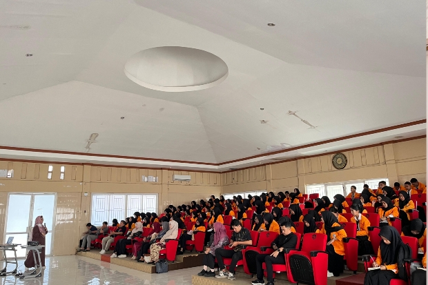 Maba Administrasi Pendidikan FIP UNM Didorong Miliki 3 Keterampilan