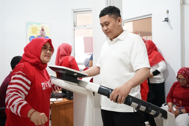 Sambut HUT RI, RSUD Haji Makassar Gelar Pemeriksaan Kesehatan Telinga dan Gizi Gratis
