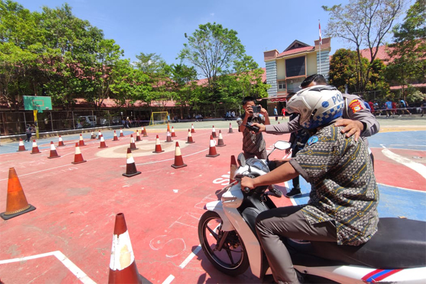 PNUP Tanamkan Kesadaran Berkendara Aman ke Pelajar SMA 21 Makassar
