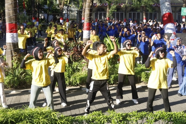 Meriahkan HUT RI, Pelindo Group Makassar Gelar Senam, Donor Darah, & Bazar UMKM