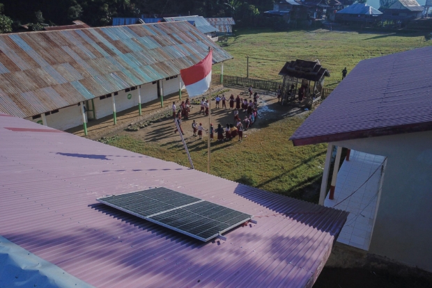 Kado Hari Kemerdekaan, PLN Bawa Terang & Harapan Baru di Seko Lewat Inovasi SuperSUN
