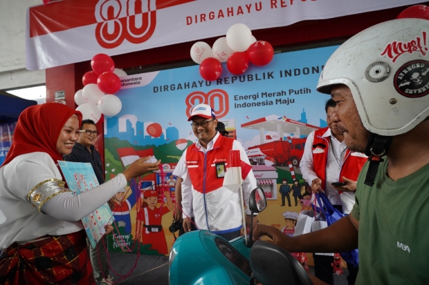 Meriah! Pertamina Sulawesi Rayakan Kemerdekaan RI Bersama Pelanggan di SPBU