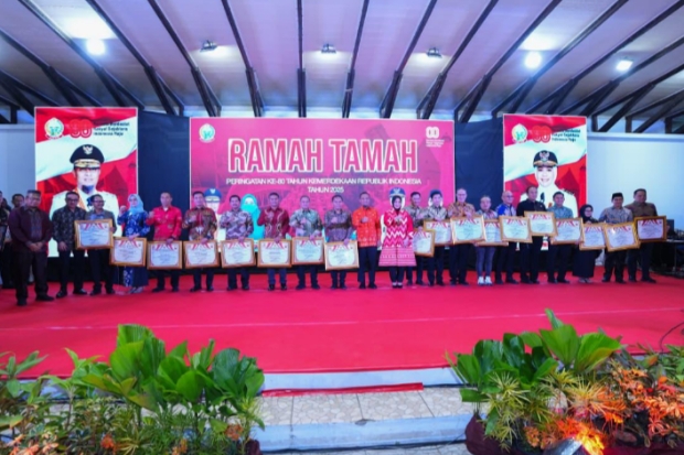 Pemkab Maros Terima 3 Penghargaan dari Pemprov Sulsel