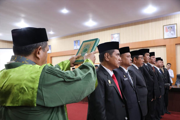 Lantik 7 Pejabat, Bupati Uji Nurdin Minta Program Prioritas Dijalankan