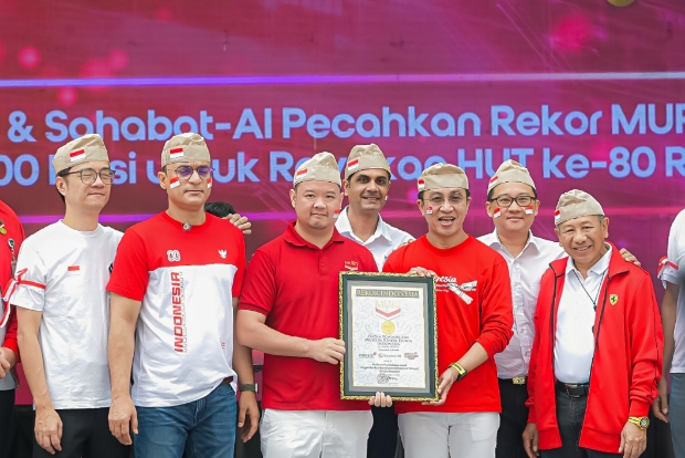 5.000 Puisi dengan Sahabat-AI: Indosat Cetak Rekor MURI