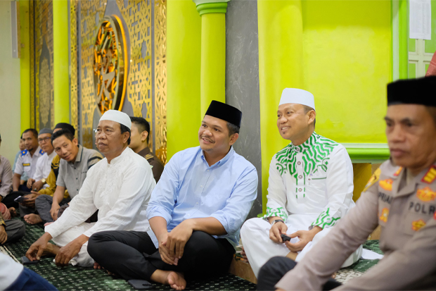 Ustad Das’ad Latif Minta Uji Nurdin Majukan Pendidikan Kabupaten Bantaeng